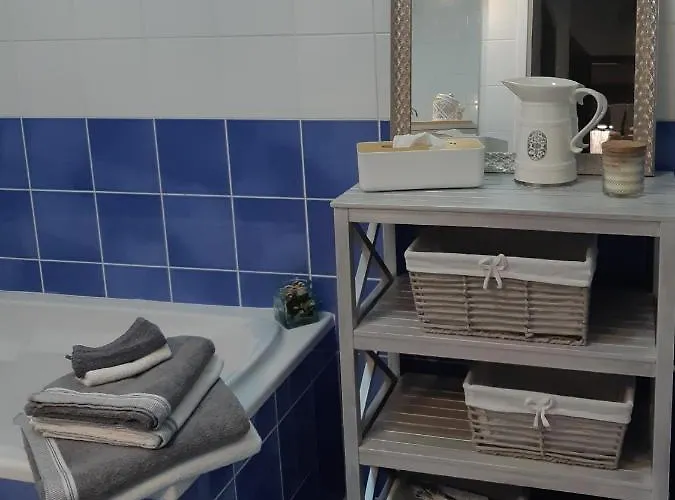 Bed & Breakfast D Hôtes Le Val Du Loup Petit Déjeuner Continental Sur Demande 3*