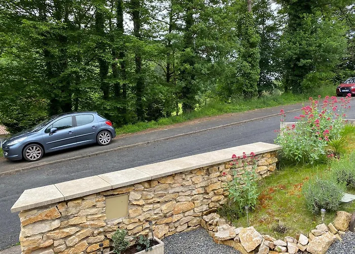 D Hotes Le Val Du Loup Petit Dejeuner Continental Sur Demande Bed & Breakfast 3*