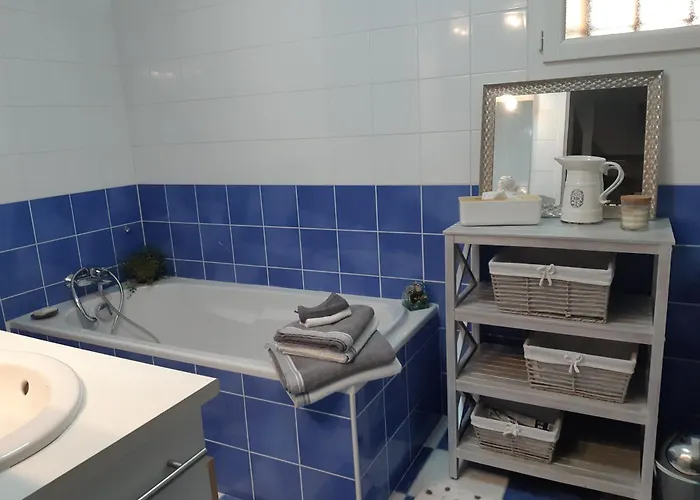 Bed & Breakfast D Hôtes Le Val Du Loup Petit Déjeuner Continental Sur Demande 3*